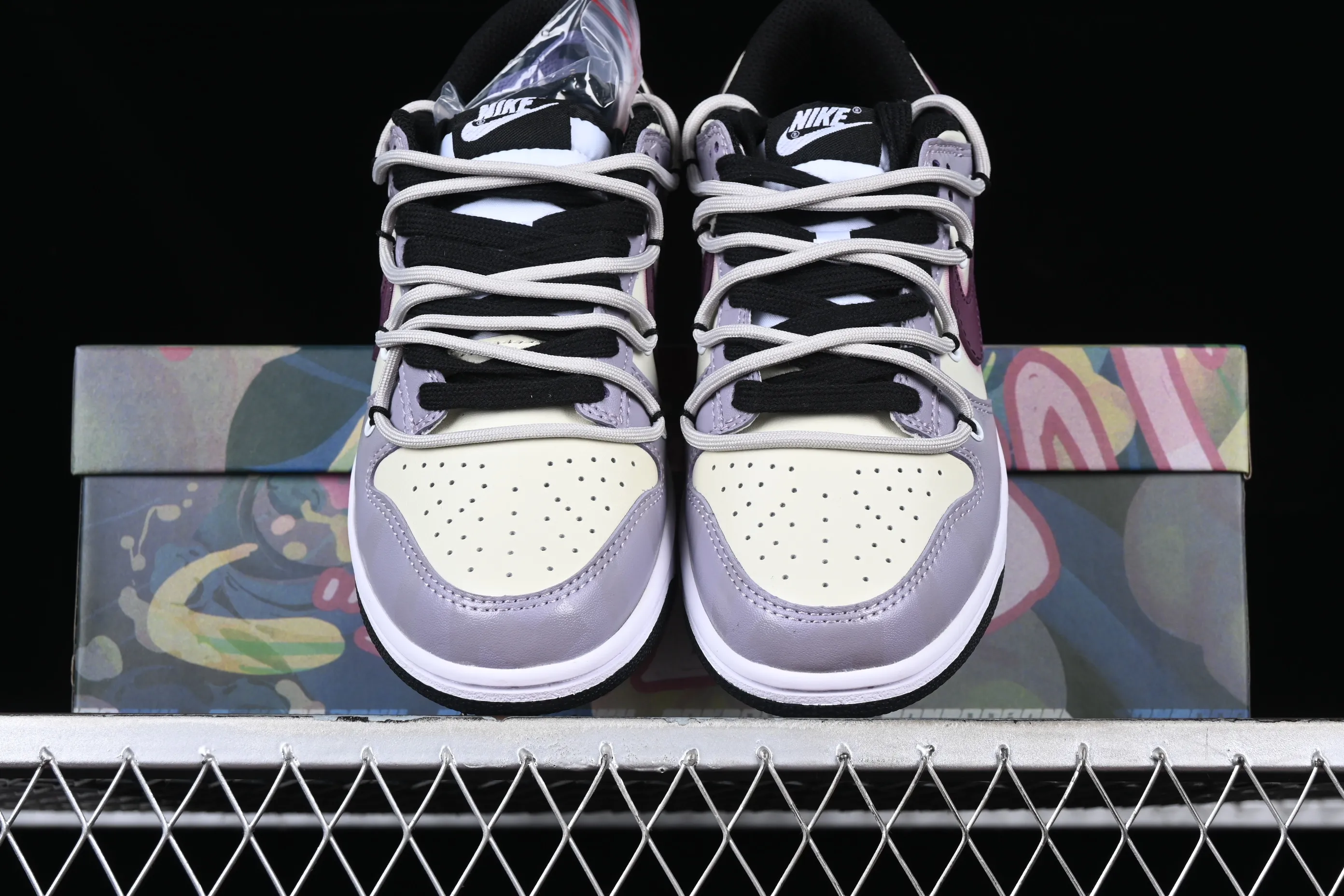 All Categories Nk SB Dunk Series Nk SB Dunk Low Low-top sneakers Nk Dunk Low Panda Prank Raspberry retro distressed Tie-dye lavender purple Low-top casual sneakers DJ6188-002